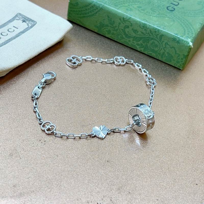 Gucci Bracelet 10yxx22